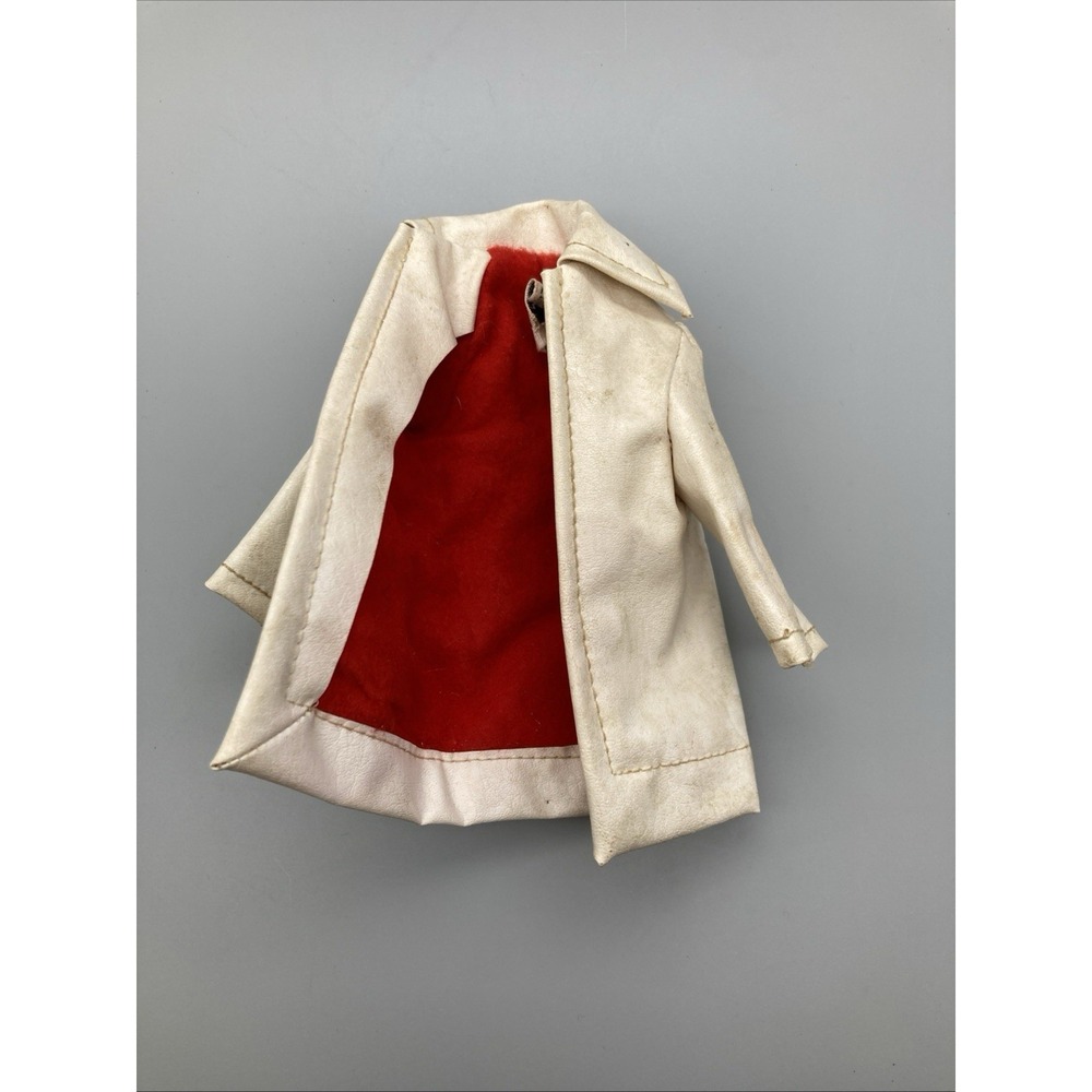 VINTAGE BARBIE DOLL 1959/1960's #975 WINTER HOLIDAY WHITE LEATHER COAT TAGGED